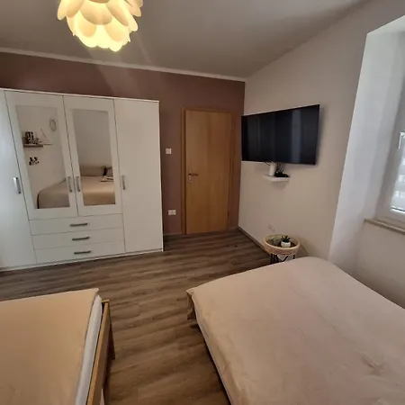 Apartment Apartma Pingo Koper